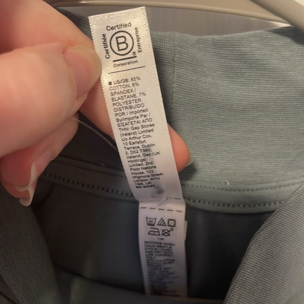 Athleta Outbound Tank - Picture 6 of 7